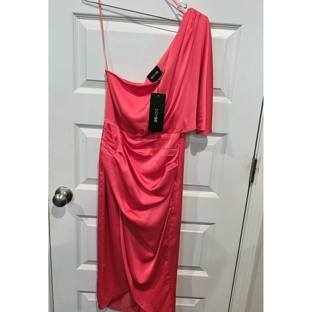 DO+BE One Shoulder Midi Dress Womens M Coral Pink Satin Ruched Chic Cocktail